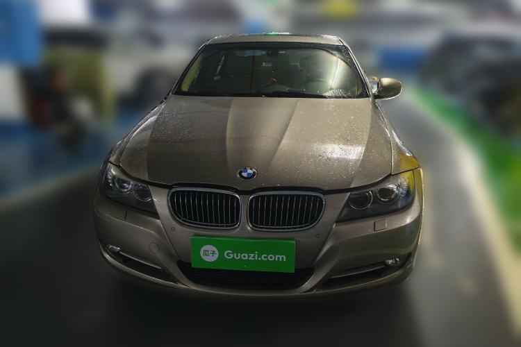 Used BMW 3 Series 2011 320i Luxury Edition Front