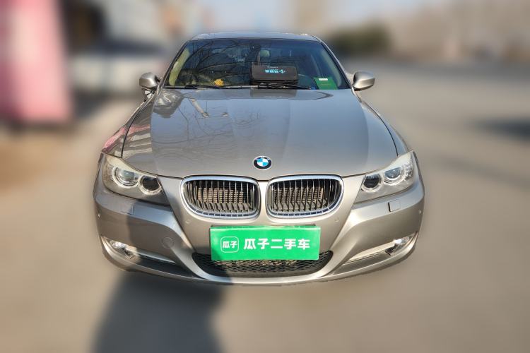Used BMW 3 Series 2011 320i Luxury Edition Front