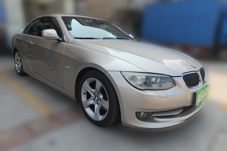 Used BMW 3 Series 2011 325i Convertible Coupe Front Right 45 Deg