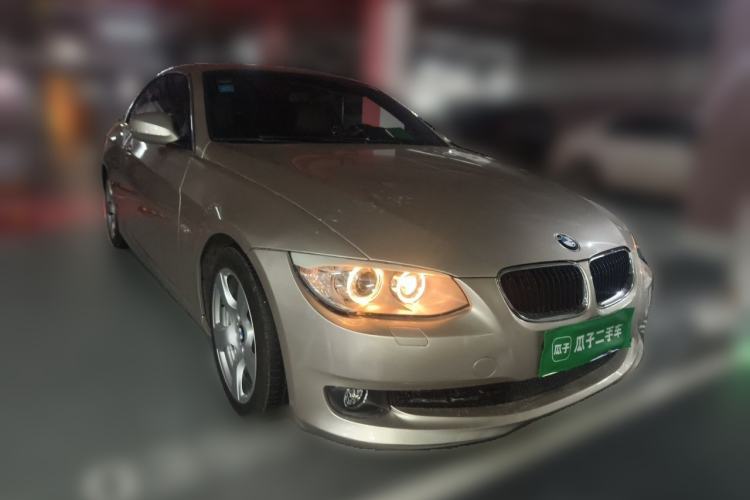 Used BMW 3 Series 2011 320i Convertible Coupe Front Right 45 Deg