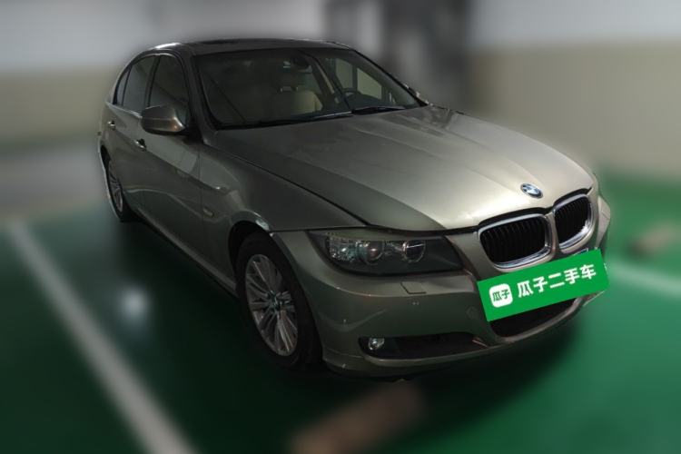 Used BMW 3 Series 2011 320i Sport Edition Front Right 45 Deg