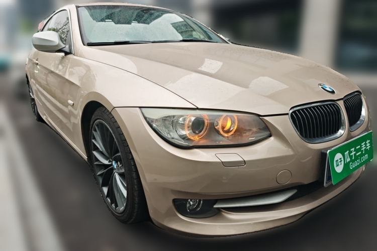Used BMW 3 Series 2011 320i Coupe Front Right 45 Deg