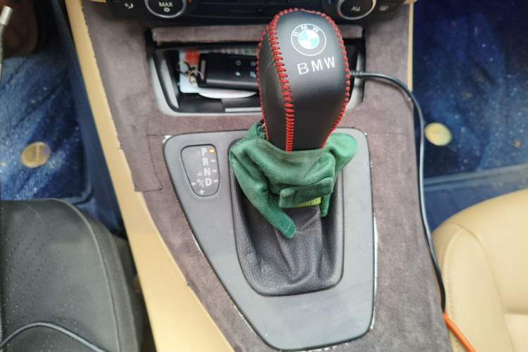 Used BMW 3 Series 2011 318i Leading Model Gear Lever