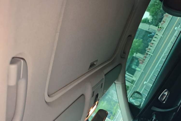 Used BMW 3 Series 2011 320i Coupe Headliner