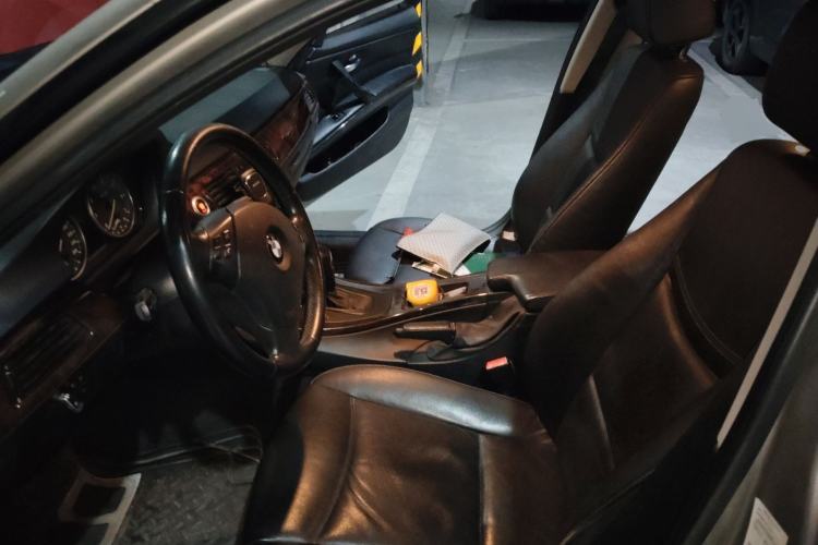 Used BMW 3 Series 2011 320i Sport Edition Left Front Seat