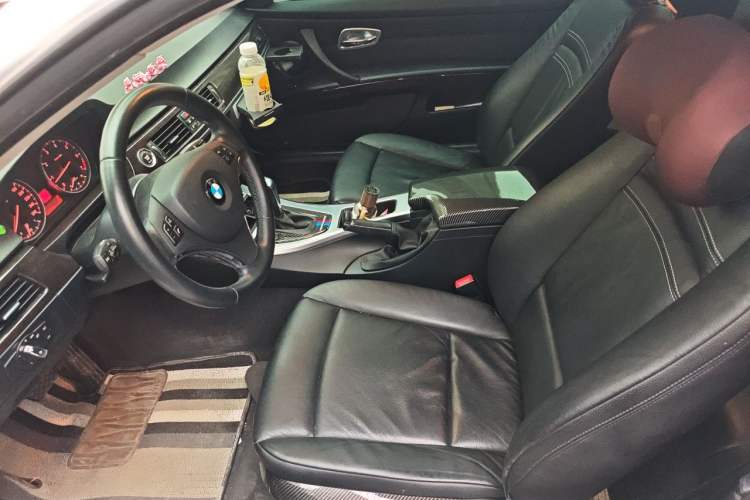 Used BMW 3 Series 2011 320i Coupe Left Front Seat
