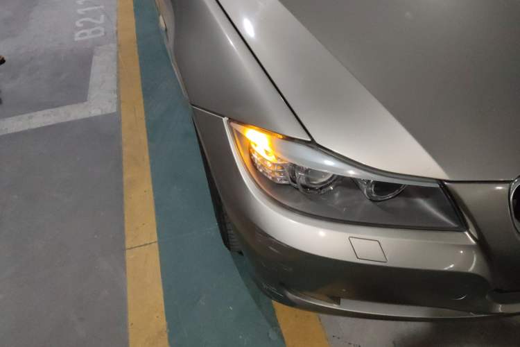 Used BMW 3 Series 2011 320i Sport Edition Right Front Headlight