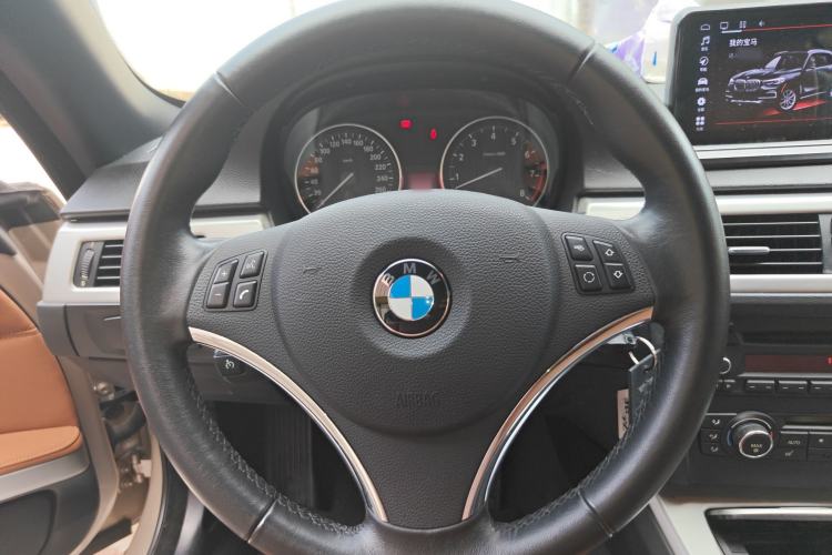 Used BMW 3 Series 2011 325i Convertible Coupe Steering Wheel