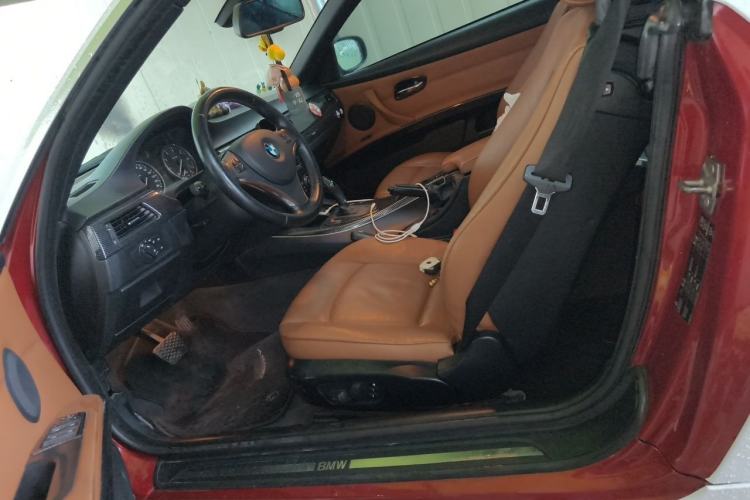 Used BMW 3 Series 2011 320i Convertible Coupe Left Front Seat