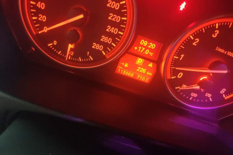Used BMW 3 Series 2011 335i Convertible Coupe Odometer Close Up