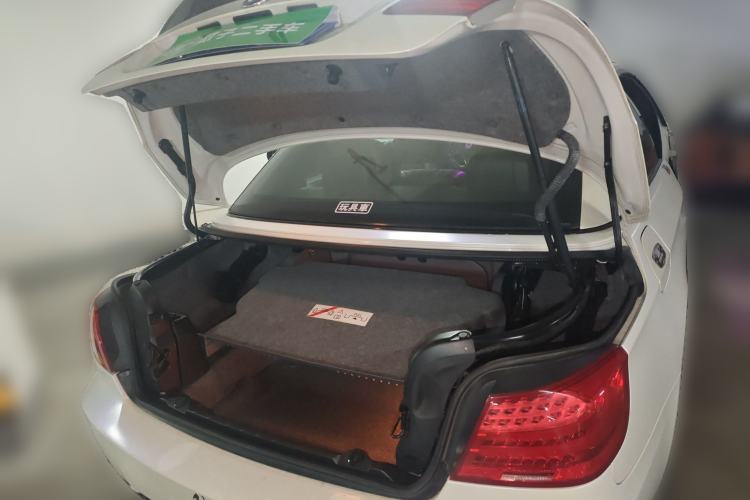 Used BMW 3 Series 2011 335i Convertible Coupe Trunk
