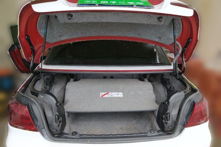 Used BMW 3 Series 2011 320i Convertible Coupe Trunk