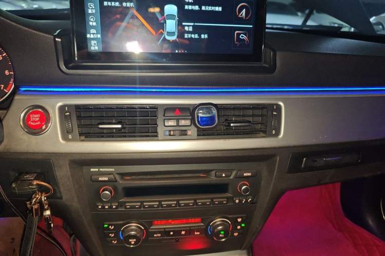 Used BMW 3 Series 2011 320i Coupe Audio And AC Panel