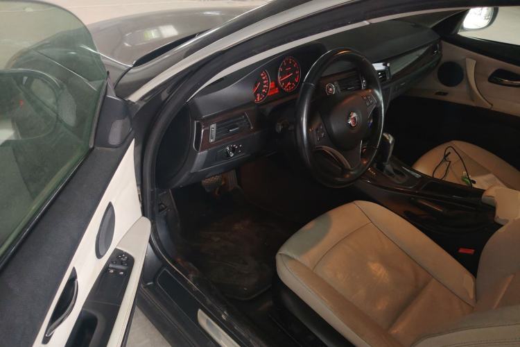Used BMW 3 Series 2011 320i Coupe Driver Seat