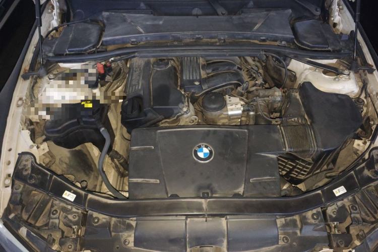 Used BMW 3 Series 2011 320i Coupe Engine Bay