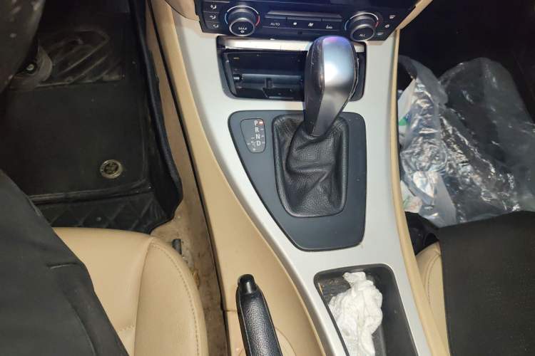 Used BMW 3 Series 2011 318i Leading Model Gear Lever