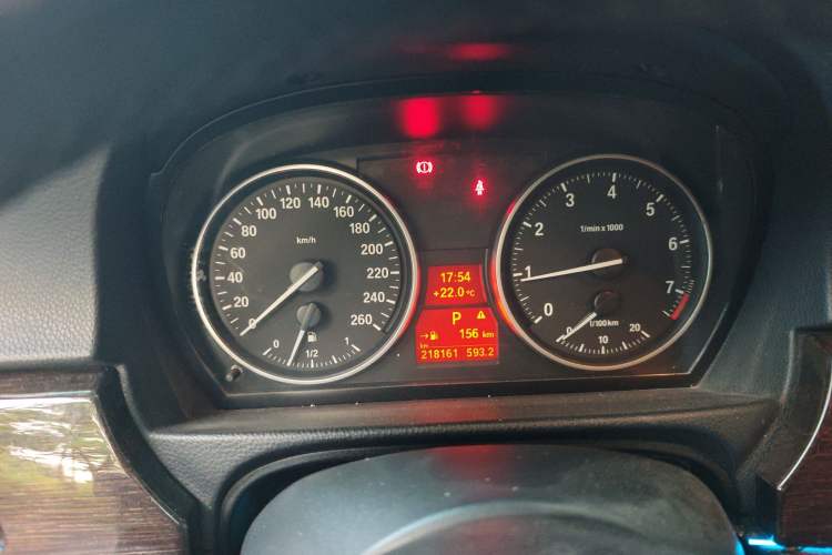 Used BMW 3 Series 2011 325i Luxury Edition Instrument Cluster