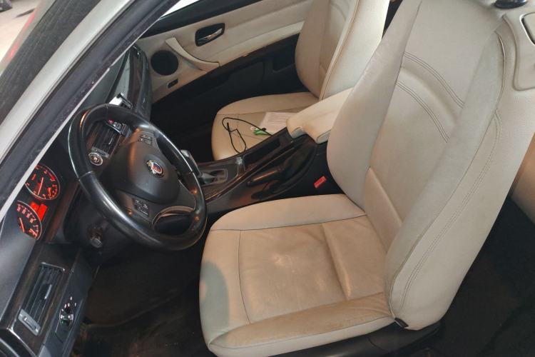 Used BMW 3 Series 2011 320i Coupe Left Front Seat