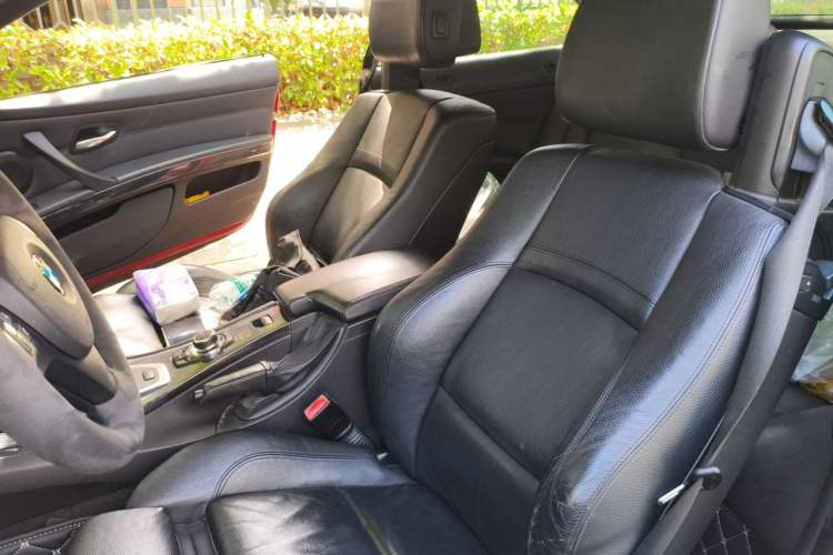 Used BMW 3 Series 2011 335i Convertible Coupe Left Front Seat