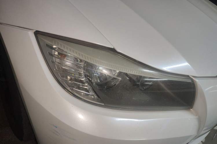 Used BMW 3 Series 2011 318i Leading Model Right Front Headlight