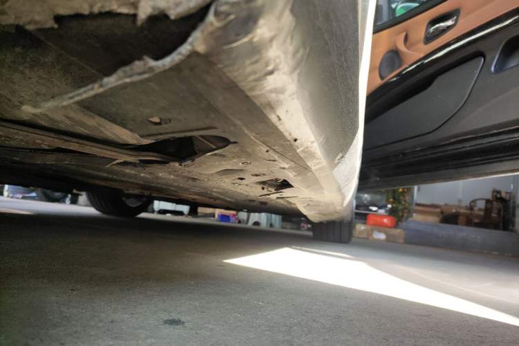 Used BMW 3 Series 2011 335i Convertible Coupe Right Side Sill