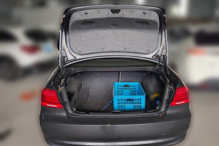 Used BMW 3 Series 2011 320i Coupe Trunk