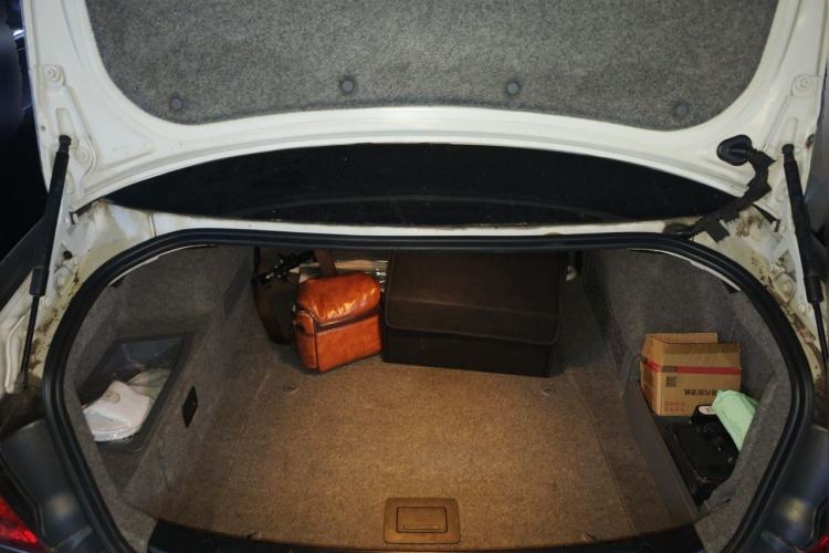 Used BMW 3 Series 2011 320i Coupe Trunk