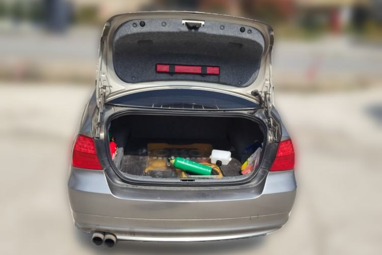 Used BMW 3 Series 2011 325i Sport Edition Trunk