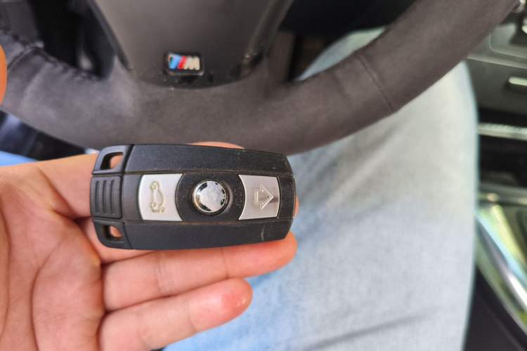 Used BMW 3 Series 2011 335i Convertible Coupe Vehicle Key