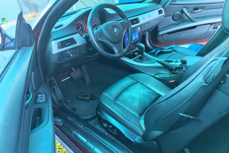 Used BMW 3 Series 2011 320i Convertible Coupe Driver Seat