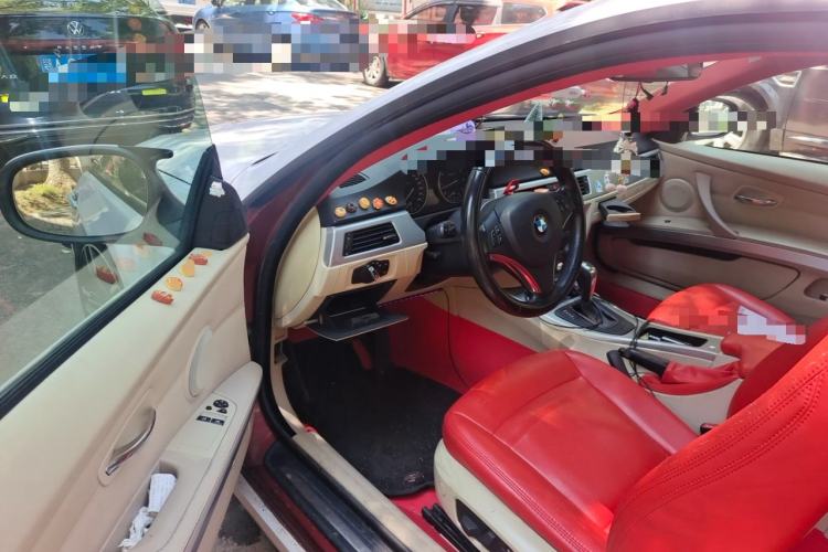 Used BMW 3 Series 2011 320i Coupe Driver Seat