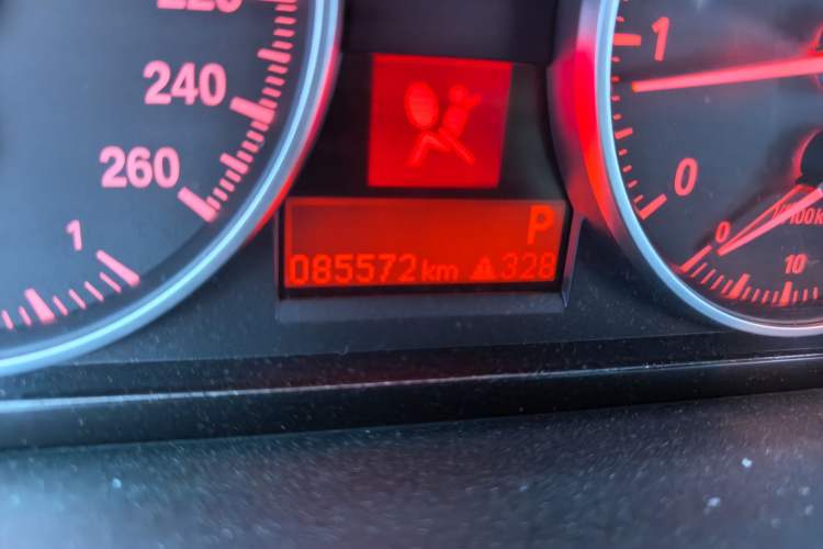 Used BMW 3 Series 2011 320i Convertible Coupe Odometer Close Up