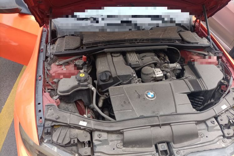 Used BMW 3 Series 2011 320i Convertible Coupe Engine Bay Right