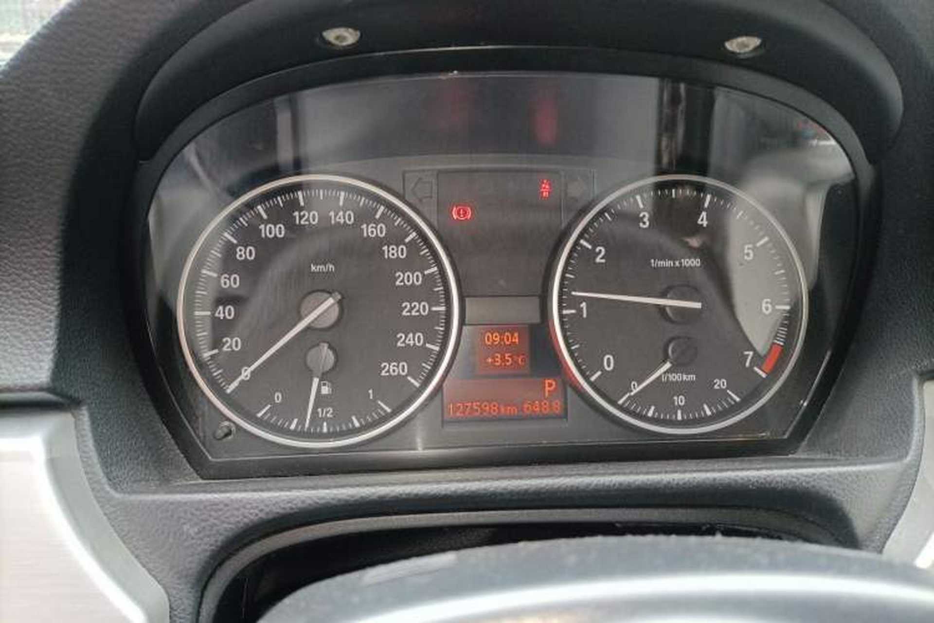 Used BMW 3 Series 2011 320i Convertible Coupe Instrument Cluster