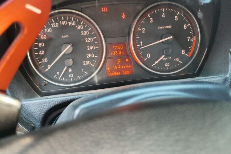 Used BMW 3 Series 2011 330i Convertible Coupe Odometer Close Up