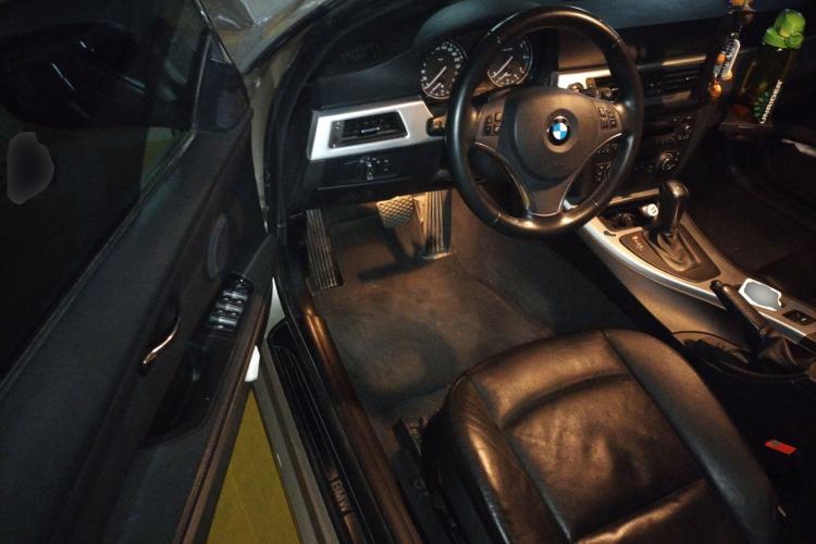 Used BMW 3 Series 2011 320i Convertible Coupe Driver Seat