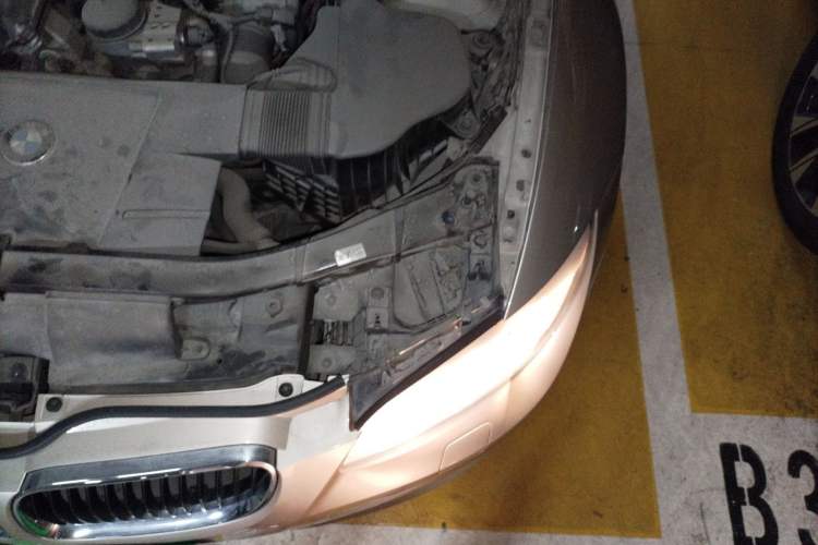 Used BMW 3 Series 2011 320i Convertible Coupe Engine Bay Left