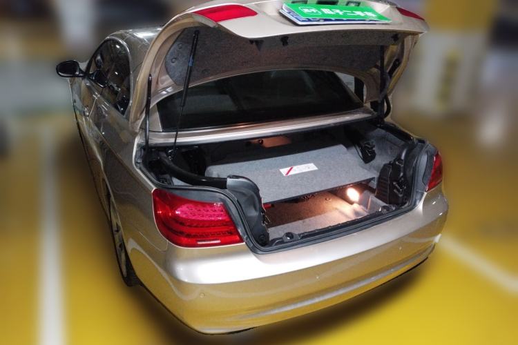 Used BMW 3 Series 2011 320i Convertible Coupe Trunk