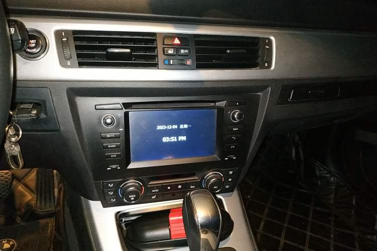 Used BMW 3 Series 2011 325i Convertible Coupe Audio And AC Panel