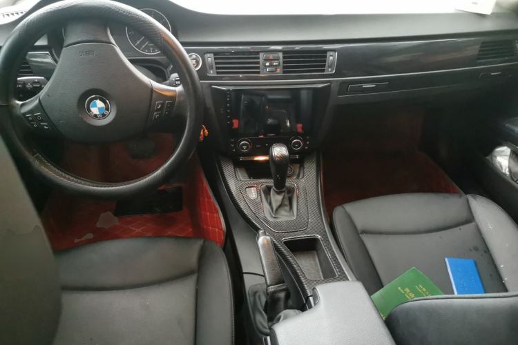 Used BMW 3 Series 2011 318i Leading Model Center Console