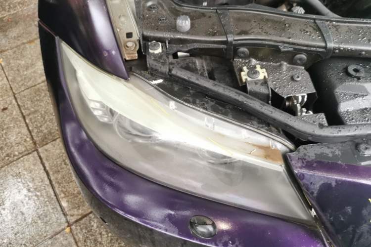 Used BMW 3 Series 2011 318i Leading Model Right Front Headlight