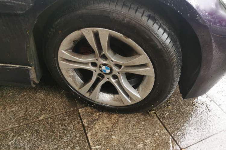 Used BMW 3 Series 2011 318i Leading Model Right Front Wheel Hub