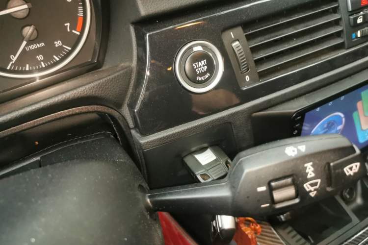 Used BMW 3 Series 2011 318i Leading Model Vehicle Key