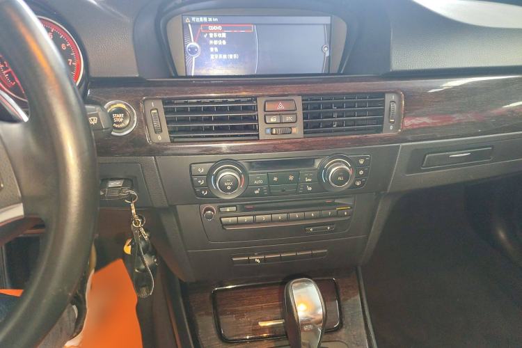 Used BMW 3 Series 2011 330i Convertible Coupe Audio And AC Panel