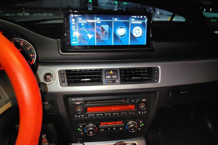 Used BMW 3 Series 2011 320i Coupe Audio And AC Panel