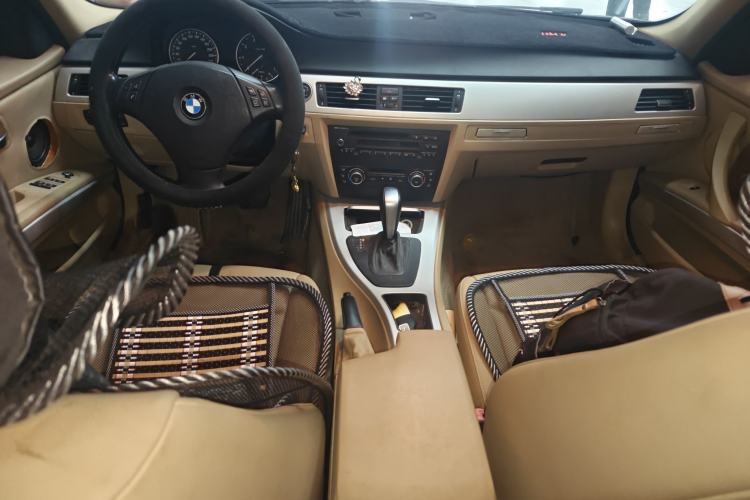 Used BMW 3 Series 2011 318i Leading Model Center Console