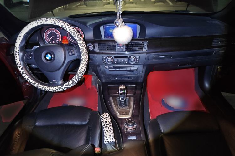 Used BMW 3 Series 2011 335i Convertible Coupe Center Console