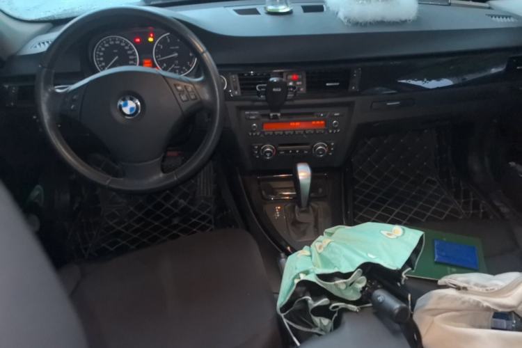 Used BMW 3 Series  Center Console