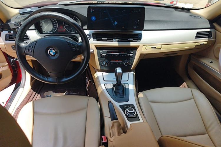 Used BMW 3 Series 2011 318i Leading Model Center Console