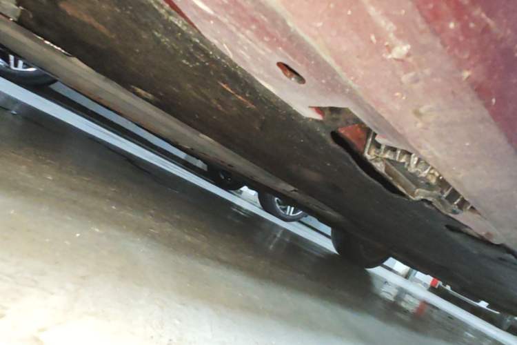 Used BMW 3 Series 2011 325i two-door coupe Chassis Front Left
